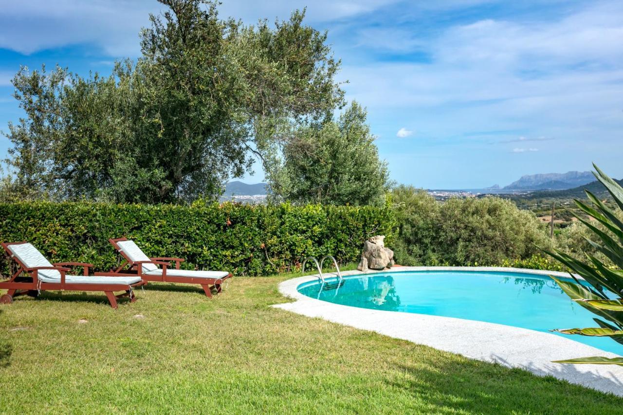Villa Peditoltu Olbia Exteriör bild